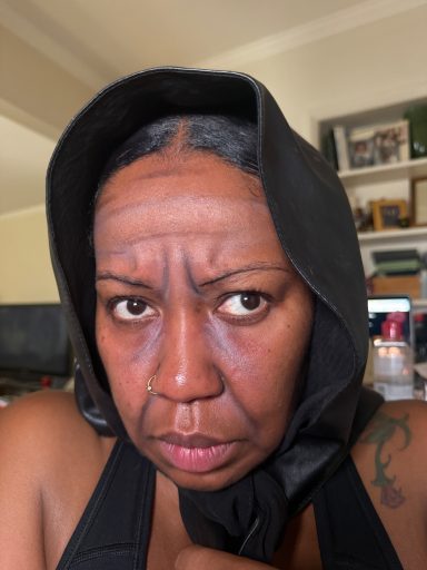 Aging Makeup Using Shadows 